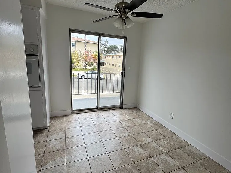 3505 Emerald St — Photo 51