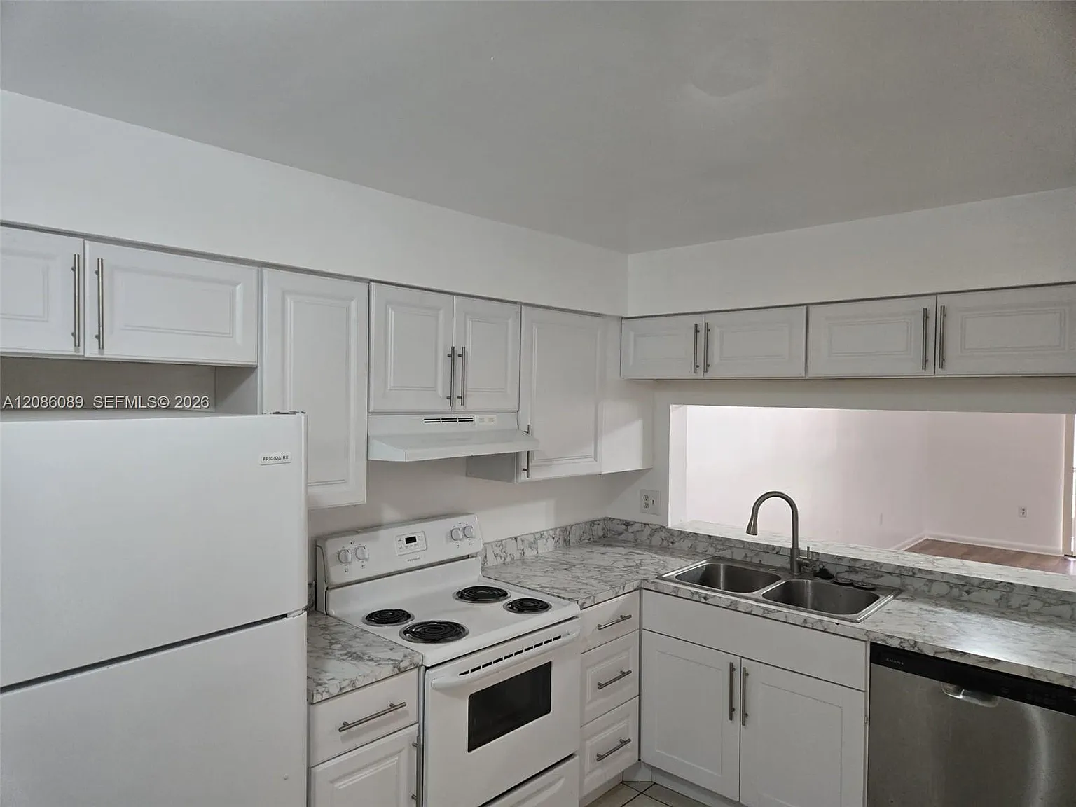 Verano At Miramar Condo — Photo 4