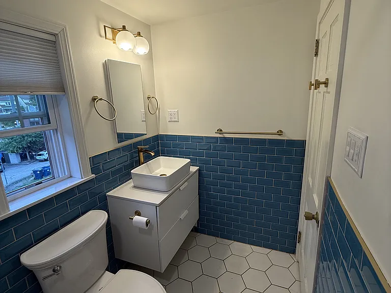 114 Newburn Dr — Photo 21
