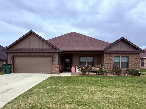 108 Wiley St, Stephenville, TX 76401