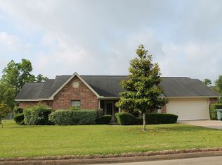 3395 Posey St, Beaumont, TX 77705