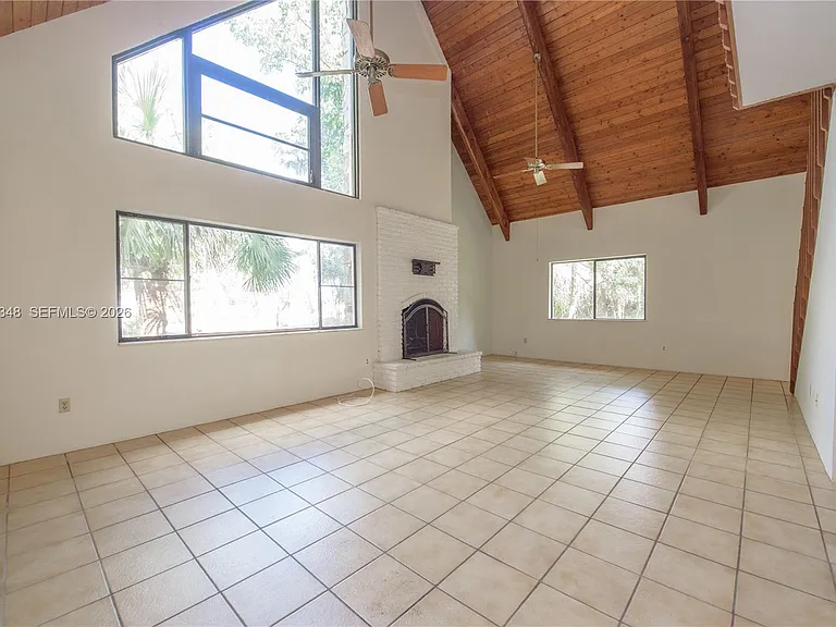 31020 SW 193rd Ave — Photo 3