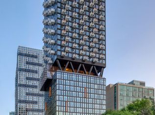 203 Jarvis St #2702, Toronto, ON M5B 0E7