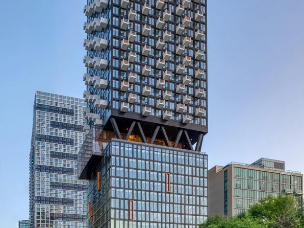 203 Jarvis St, Toronto, ON