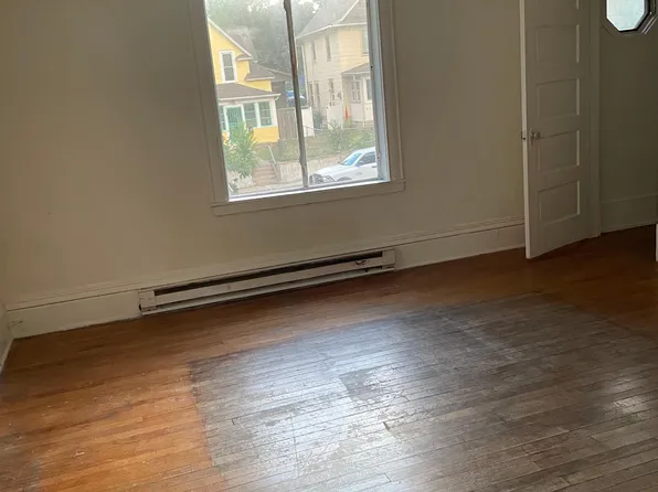 2416 4th St N, Minneapolis, MN 55411