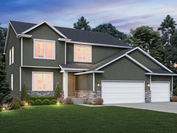 5403 Fernwood Dr, Cedar Falls, IA 50613