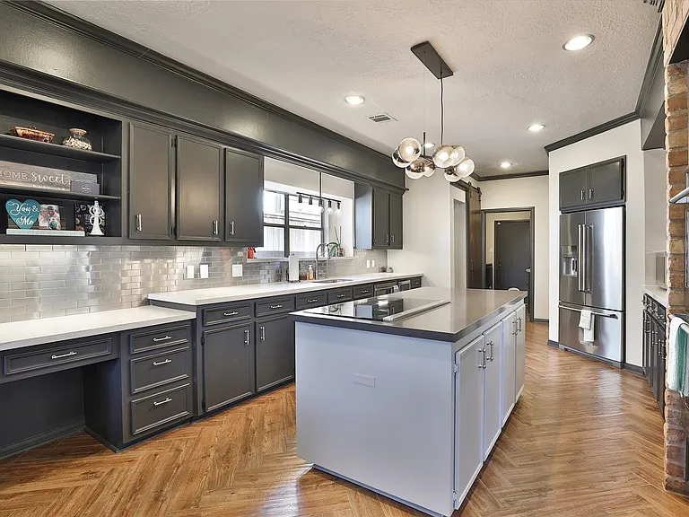 1818 Brookchester Dr — Photo 21
