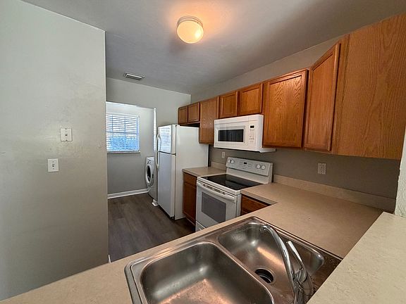 3rd image of 3015 NW 79th Ct