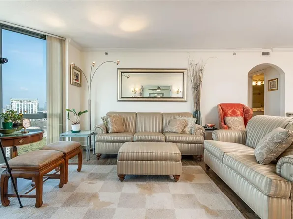 2870 Pharr Court South NW #Nw-2701-2701, Atlanta, GA 30305