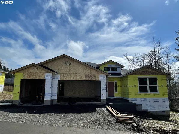 1710 NE Robert Rd, Estacada, OR 97023