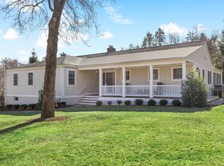 107 Devoe Rd, Chappaqua, NY 10514