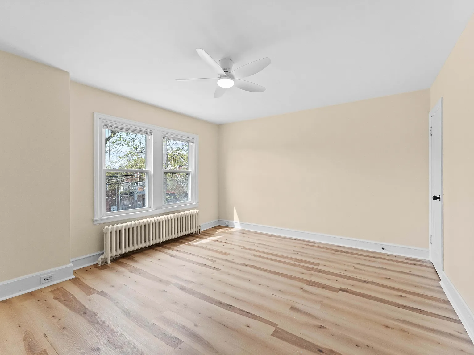 1901A W 72nd Avenue - 1 — Photo 2