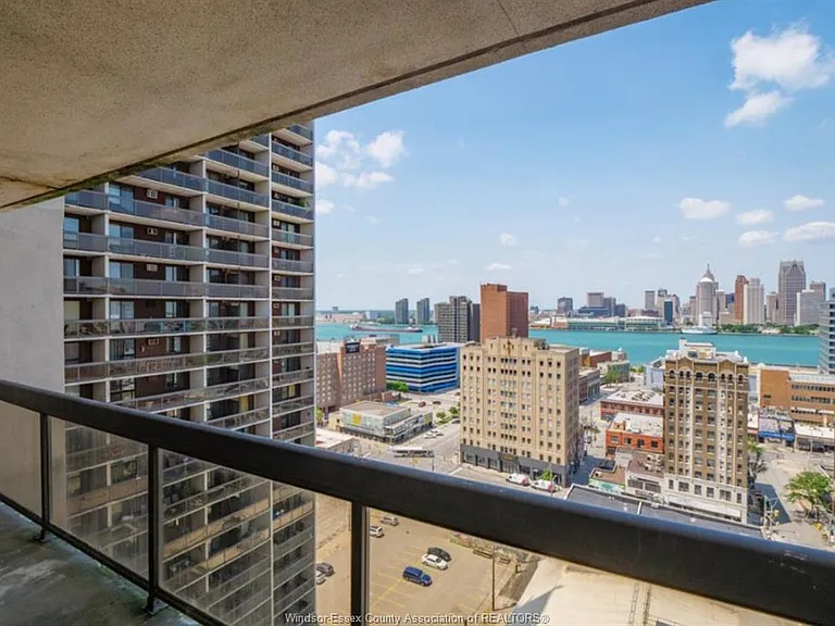 150 Park St W #1808 — Photo 9
