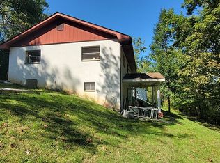 2739 Wildwood Cir, Saint Albans, WV 25177