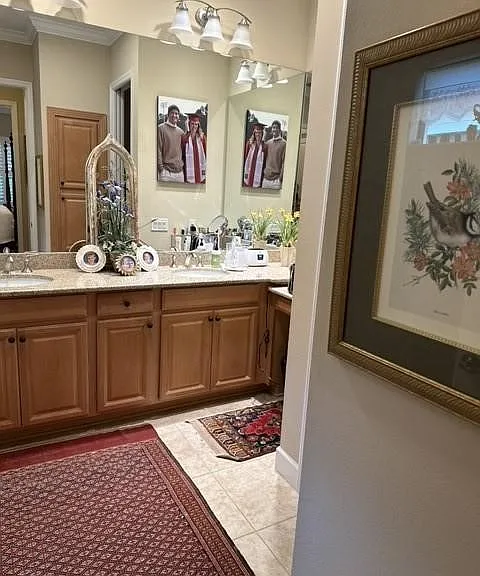 9061 Isla Bella Cir — Photo 14