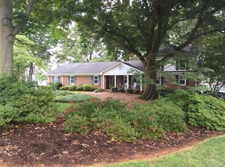 306 Greenbay Rd, Mooresville, NC 28117