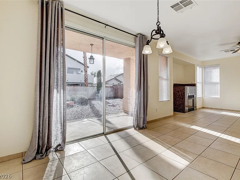 10261 Bentley Oaks Ave — Photo 13