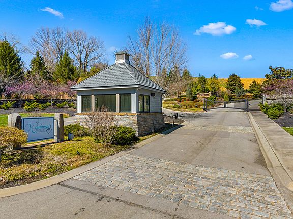 3rd image of 2477 Starboard Crest Rd