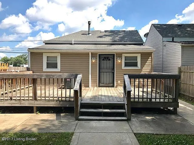 604 Winkler Ave — Photo 2
