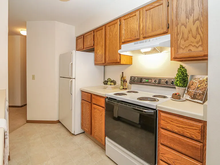 Westridge Apartments — Photo 3