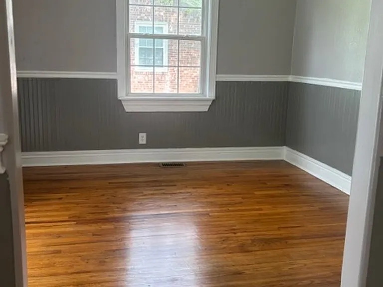 208 Kenneth Blvd — Photo 6