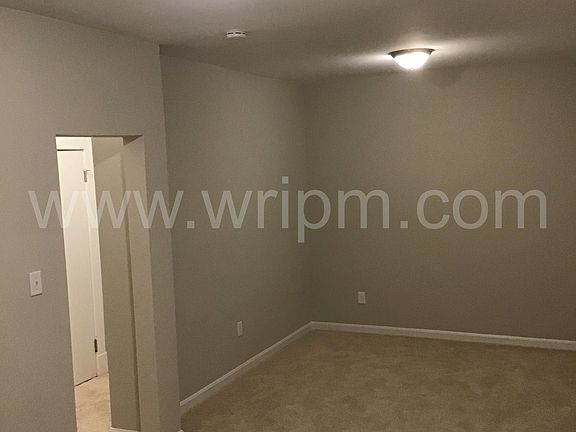 3rd image of 4008 Bunker Hill Rd