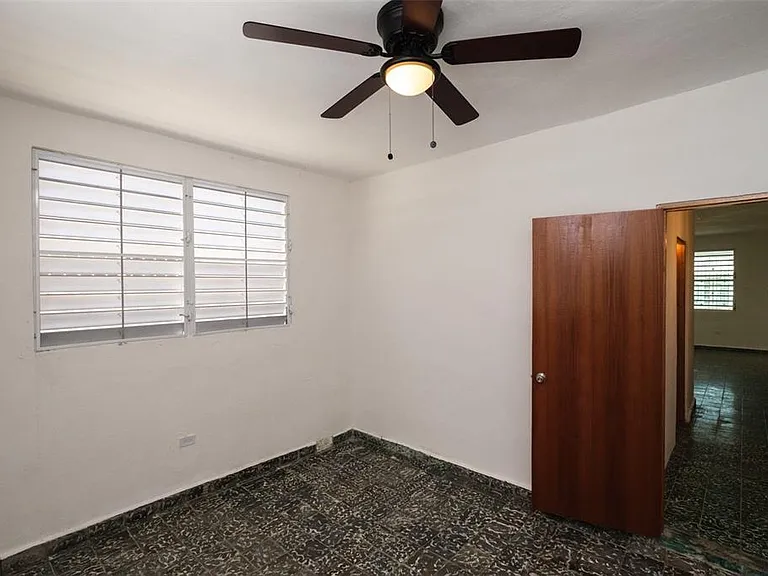 1041B Luis Cordova Chirino Ext — Photo 7