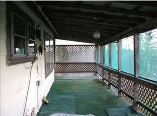 249 Rocky Spring Rd, Harrisville, PA 16038