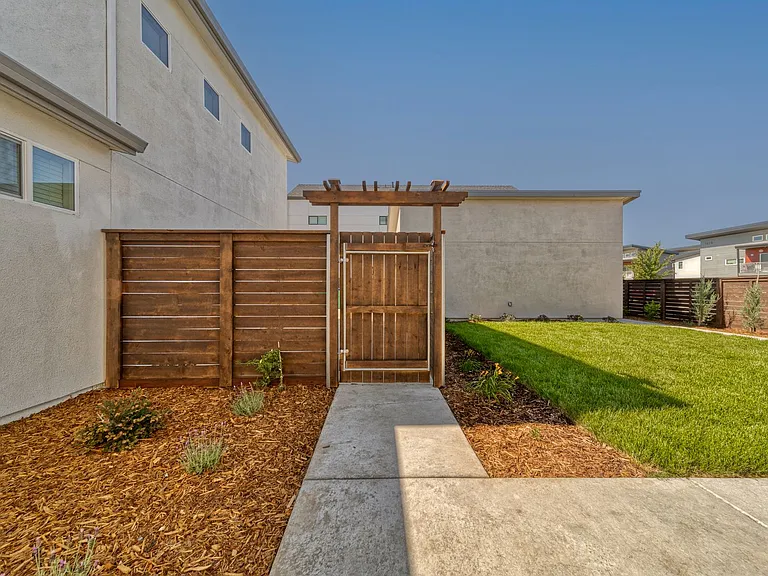 2221 Tapia Way — Photo 26