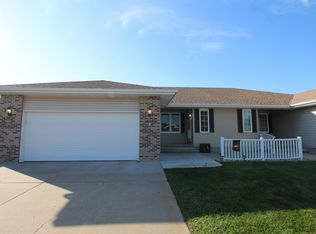1207 Jonathan Cir, Norfolk, NE 68701