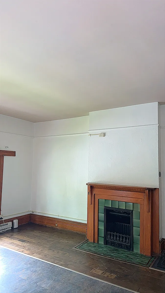 Building Photo - 906 Rockhill St #1