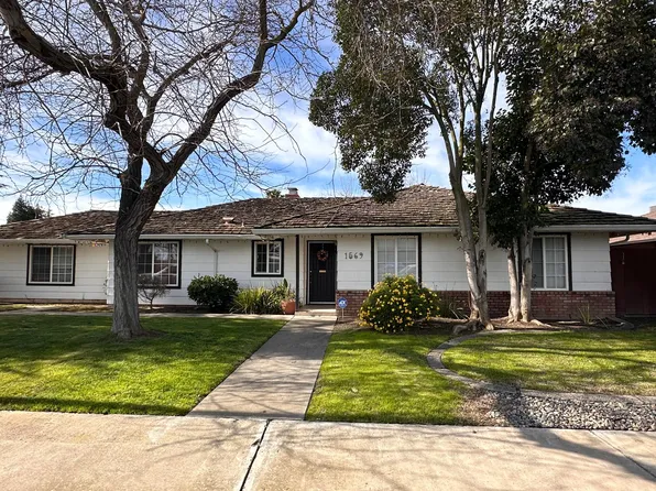 1569 Alberta St, Los Banos, CA 93635
