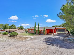 925 N Evergreen Dr, Oracle, AZ 85623