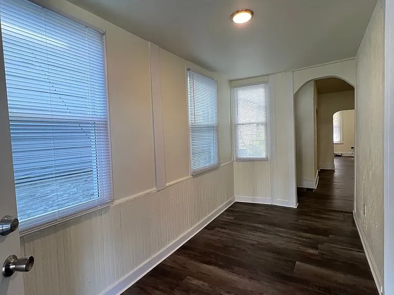 119 Bausman St — Photo 8