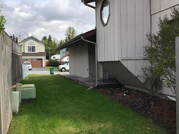 2nd image of 16224 Copper Mountain Cir