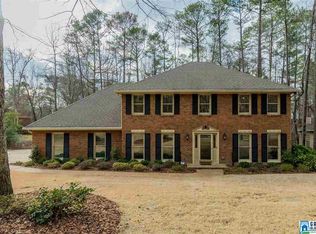 2028 Lakemoor Dr, Birmingham, AL 35244
