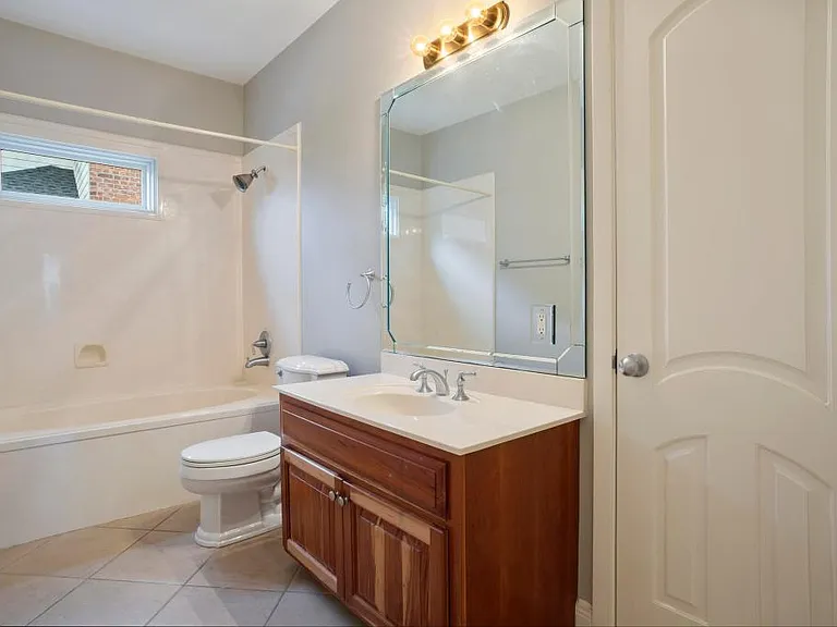 7516 Pinehurst Ct — Photo 31