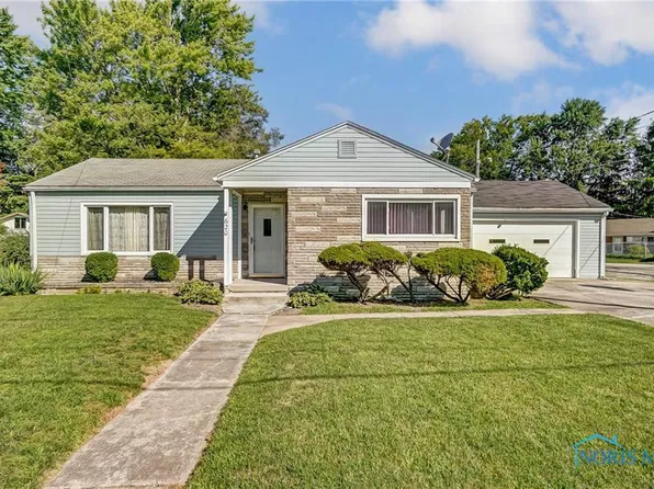 620 Sand Ridge Rd, Bowling Green, OH 43402