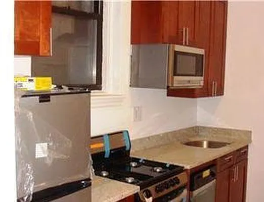 Rented by New York City Apartments | media 8