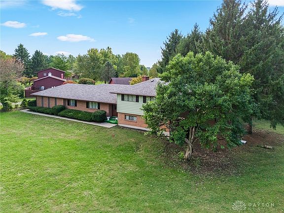 5th image of 1755 Kingsway Dr