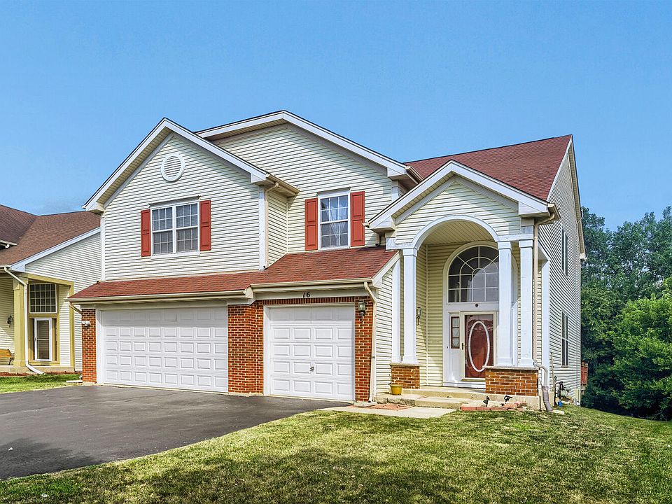 1st image of 16 Clover Cir