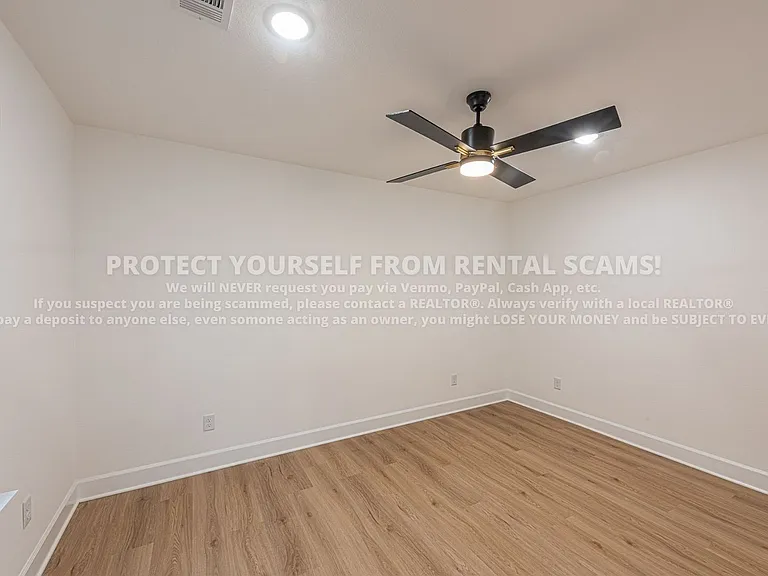 6902 SW High Meadow Blvd — Photo 17