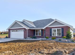 1840 Field View Ct, Ferdinand, IN 47532