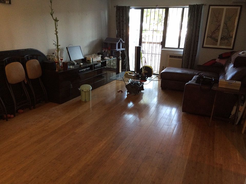 1st image of 5861 44th Ave APT 3A