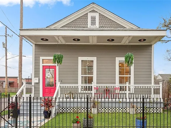 2437 Delachaise St, New Orleans, LA 70115