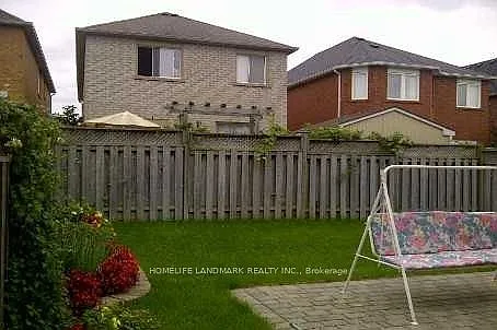 25 Grover Hill Ave — Photo 28