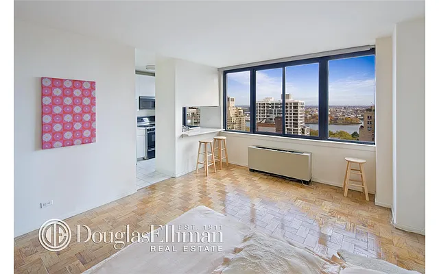 Rented by Douglas Elliman | media 13