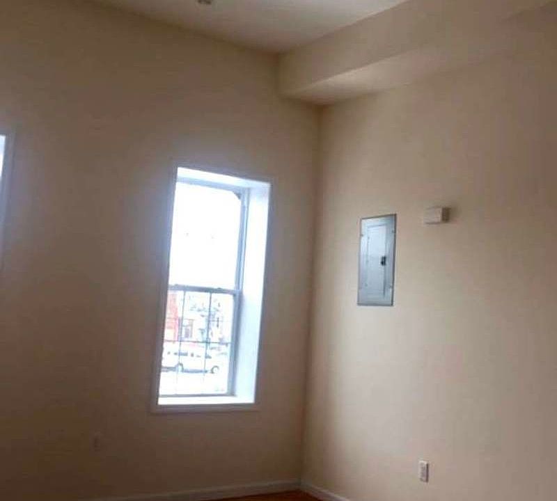 2nd image of 936 Dumont Ave #1