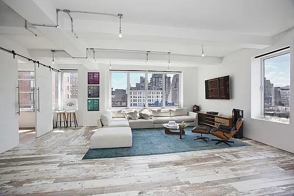 Sold by BLU Real Estate | media 8