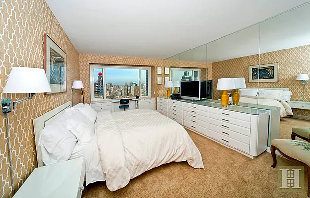 Sold by Halstead Real Estate | media 10